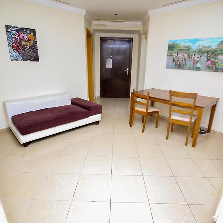 Nice Single Rooms For "Girls" Only In Dubai, Marina 外观 照片