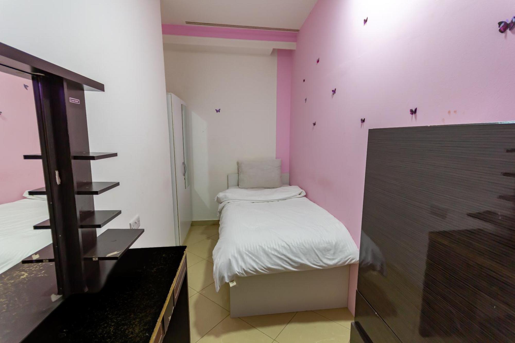 Nice Single Rooms For "Girls" Only In Dubai, Marina 外观 照片