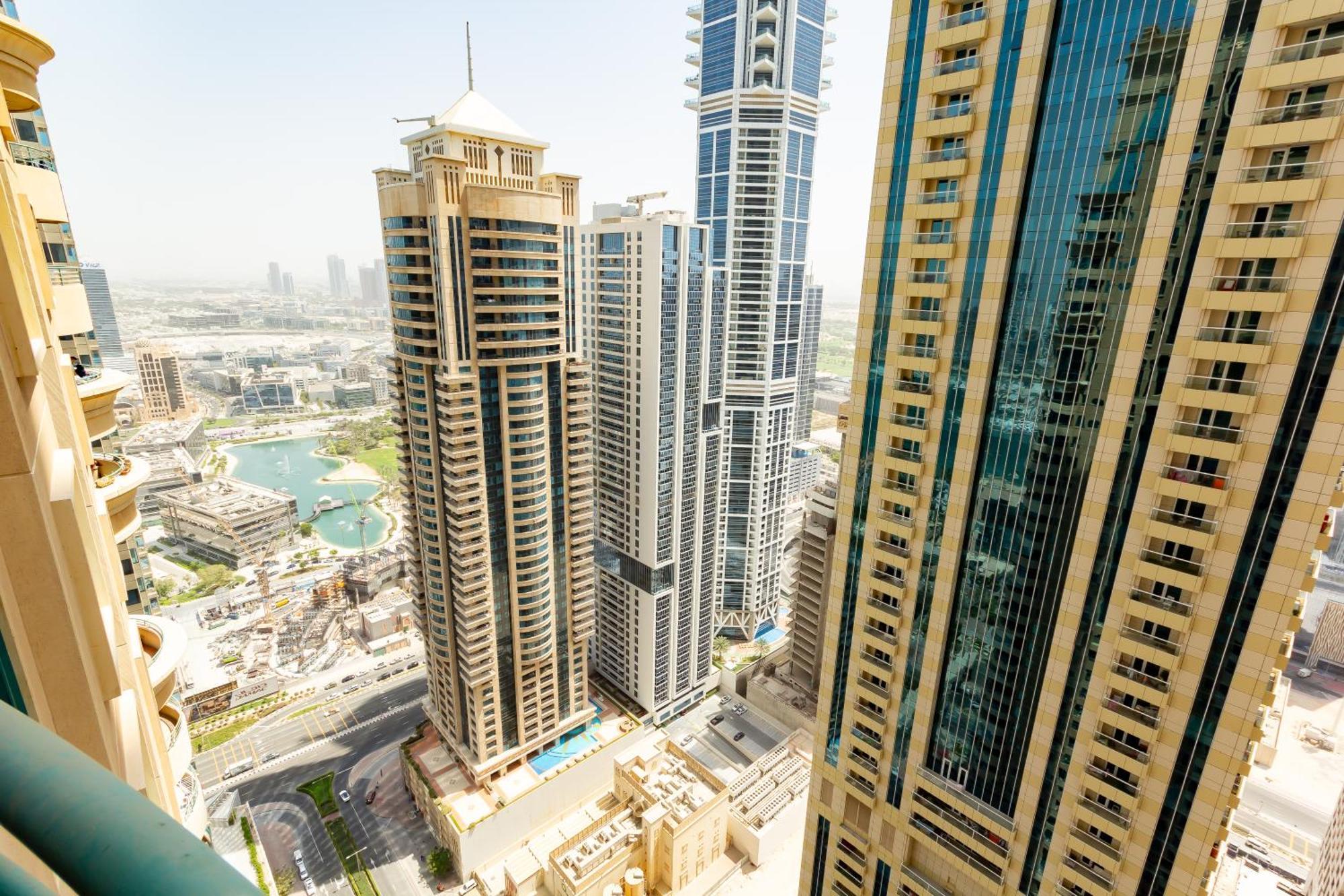 Nice Single Rooms For "Girls" Only In Dubai, Marina 外观 照片
