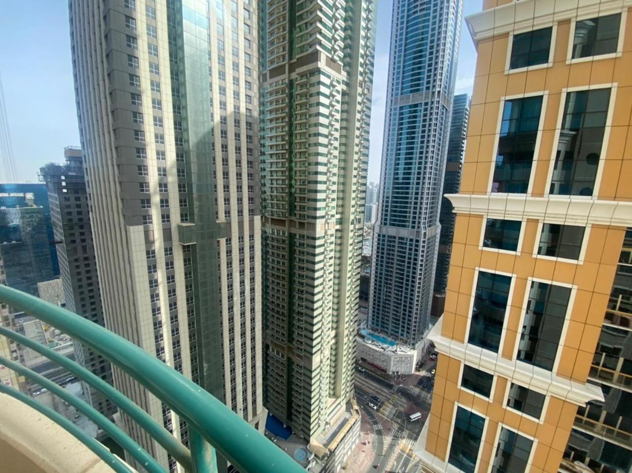 Nice Single Rooms For "Girls" Only In Dubai, Marina 外观 照片