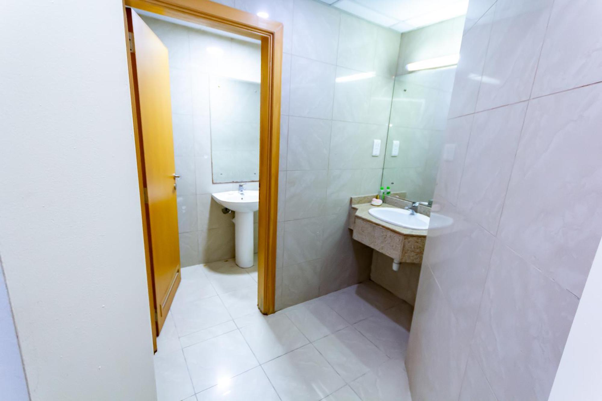 Nice Single Rooms For "Girls" Only In Dubai, Marina 外观 照片