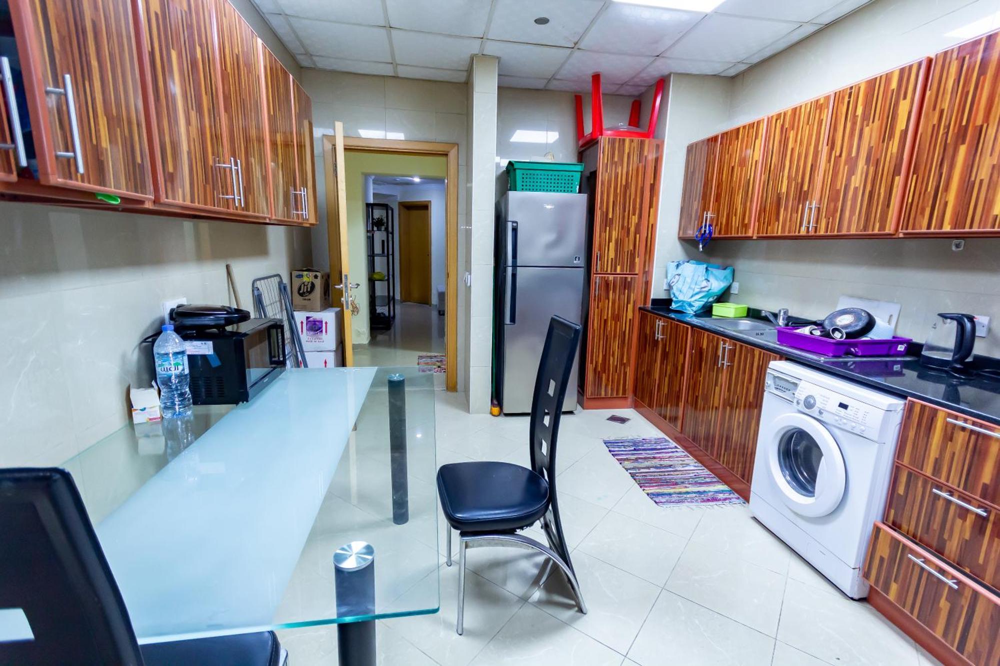 Nice Single Rooms For "Girls" Only In Dubai, Marina 外观 照片
