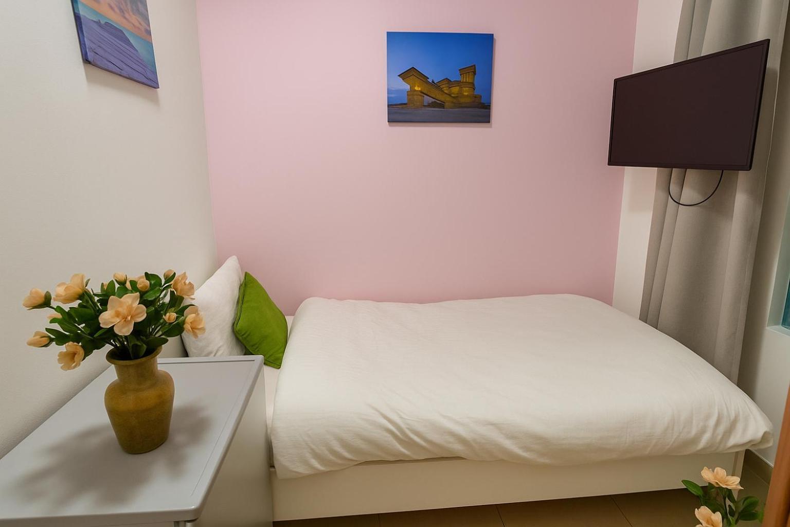 Nice Single Rooms For "Girls" Only In Dubai, Marina 外观 照片