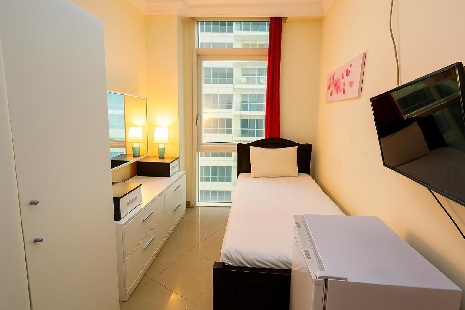 Nice Single Rooms For "Girls" Only In Dubai, Marina 外观 照片
